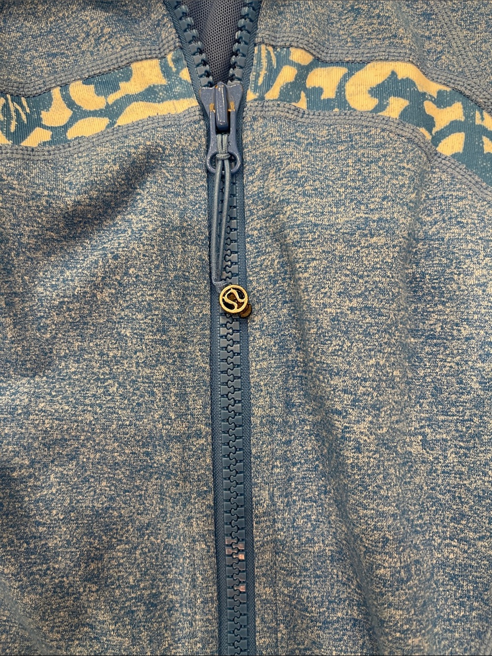 Women’s Lululemon Blue Zip-Front Active Jacket - Picture 3 of 6